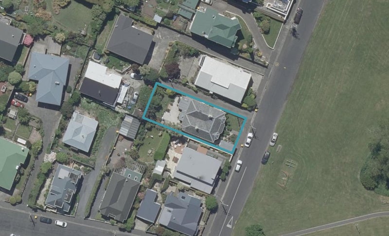 5 Harcourt Street, Belleknowes, Dunedin - Carousel 1