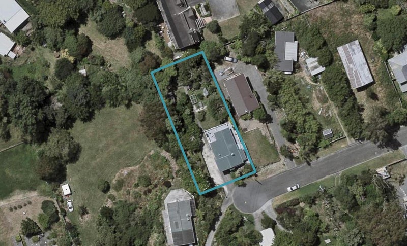 16 Toroa Road, Otaihanga, Paraparaumu - Carousel 1