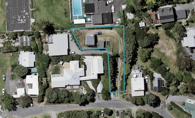 16 Arawa Street, Raumati Beach, Paraparaumu - Carousel 1