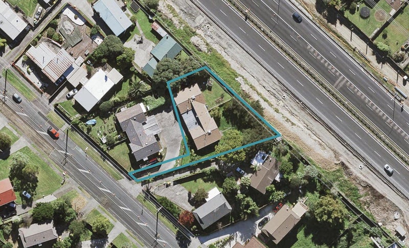 264 Triangle Road, Massey, Auckland - Carousel 1