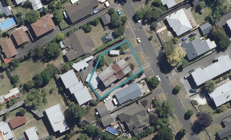 3/9 Union Street, Claudelands, Hamilton - Carousel 1