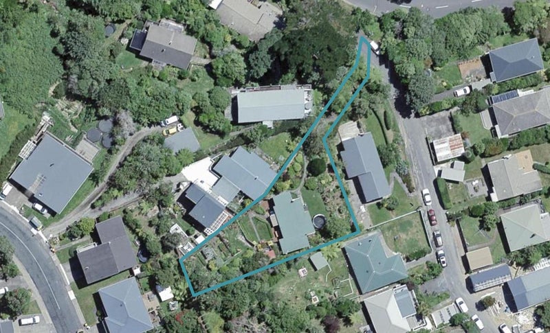 6 Terawhiti Terrace, Karori, Wellington - Carousel 1