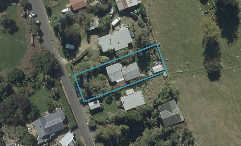 9 Roebuck Rise, Broad Bay, Dunedin - Carousel 1