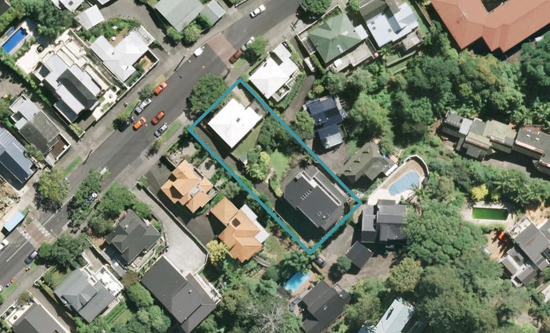 137 Bassett Road, Remuera, Auckland - Carousel 1