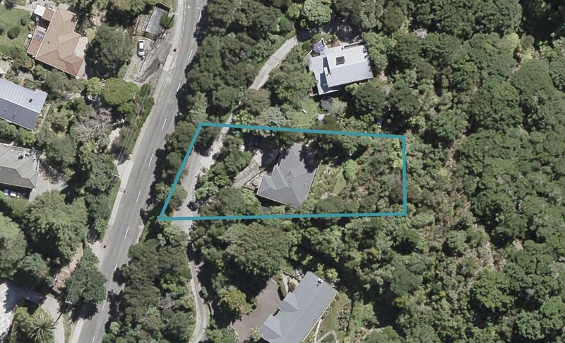 37 Blue Mountains Road, Silverstream, Upper Hutt - Carousel 1
