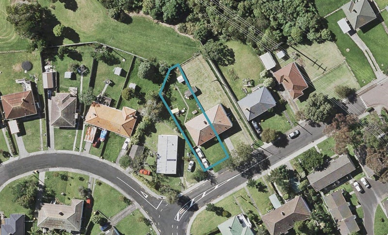 50 Egremont Street, Bayswater, Auckland - Carousel 1