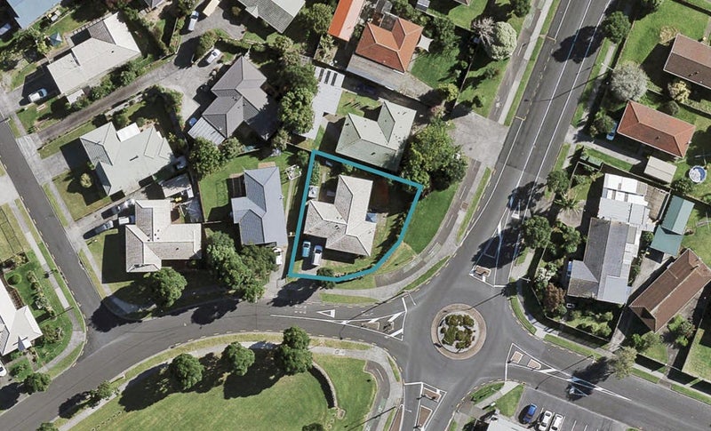 1 Settlers Cove, Weymouth, Auckland - Carousel 1