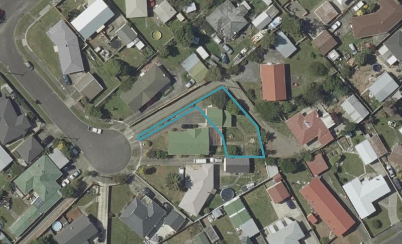 11B Fox Place, Cloverlea, Palmerston North - Carousel 1