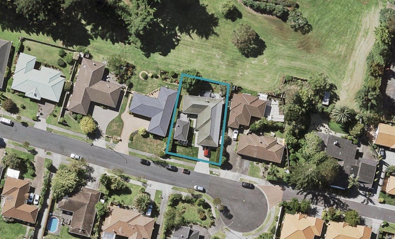 18 Seneca Court, Golflands, Auckland - Carousel 1