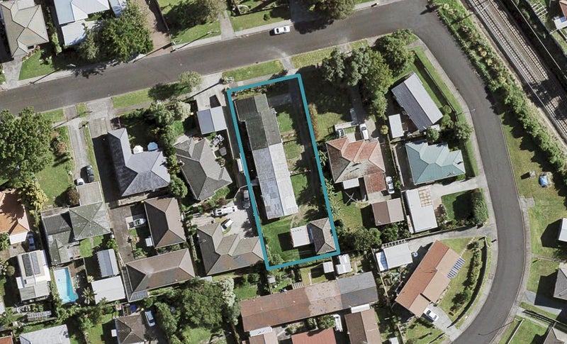 2/21 Trentham Road, Papakura, Auckland - Carousel 1