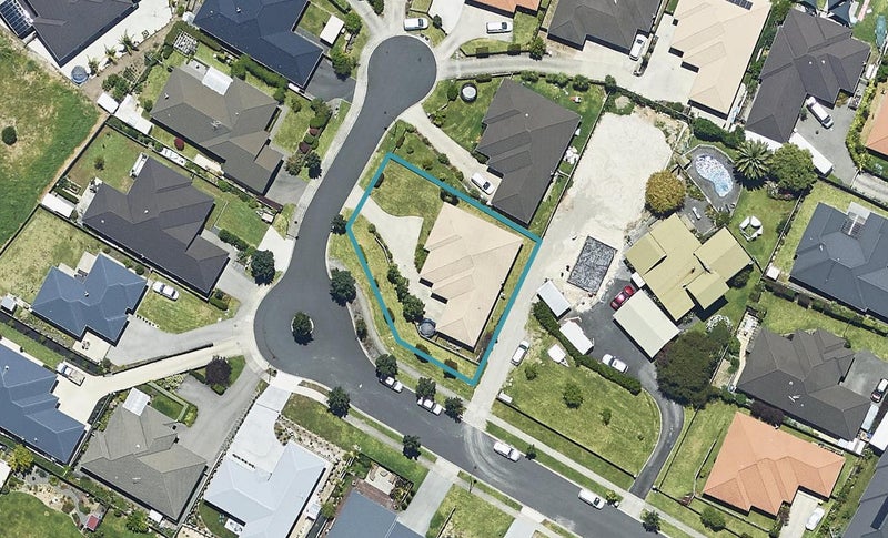 26 Merlot Drive, Pyes Pa, Tauranga - Carousel 1