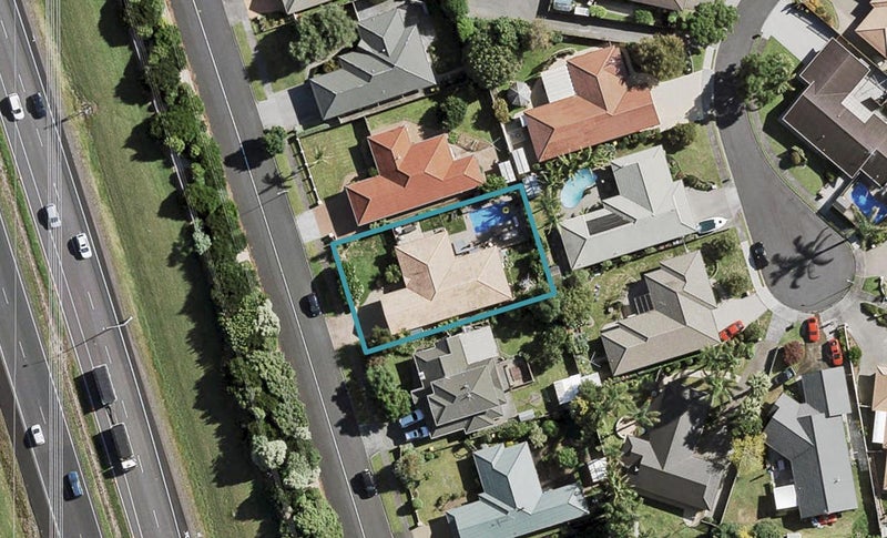 87 Rushgreen Avenue, Pahurehure, Papakura - Carousel 1