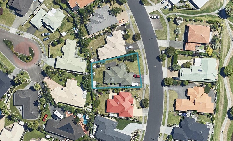 9 Montego Drive, Papamoa Beach, Papamoa - Carousel 1
