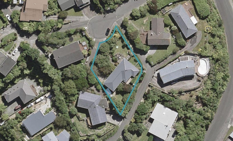 19 Bedford Grove, Kelson, Lower Hutt - Carousel 1