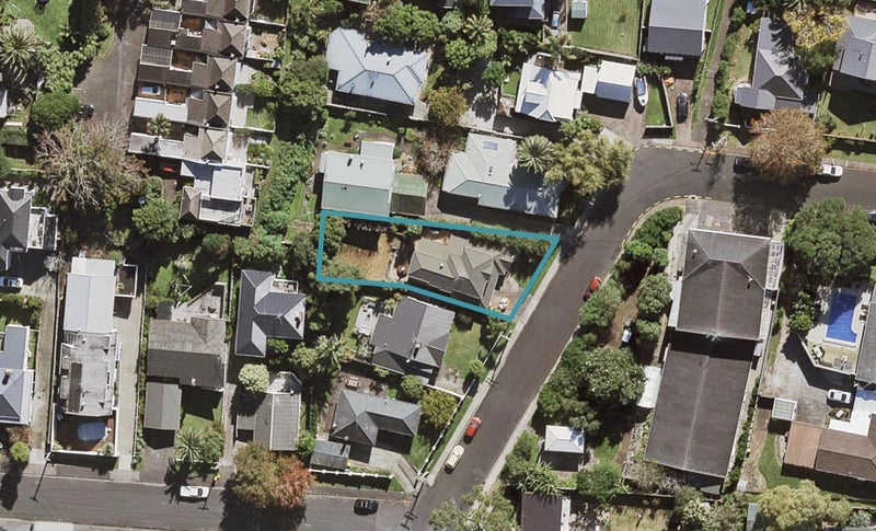 32 Alfred Street, Northcote Point, Auckland - Carousel 1
