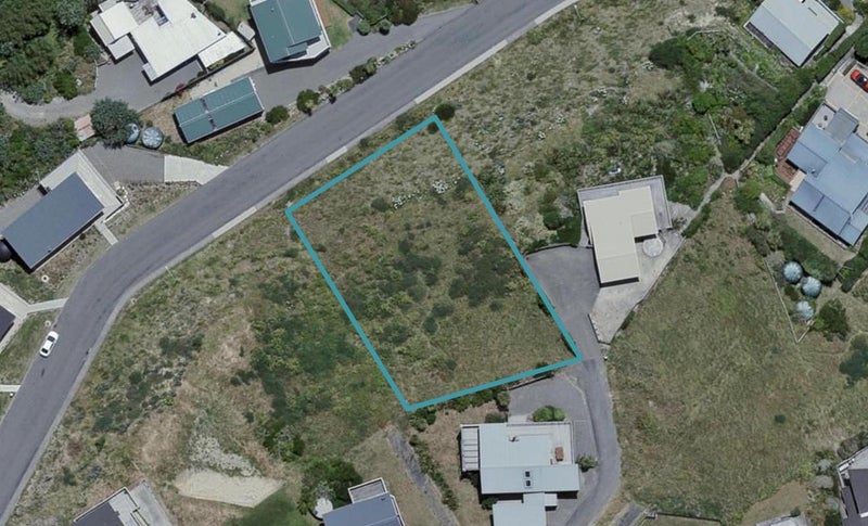 53 Balfour Crescent, Castlepoint - Carousel 1