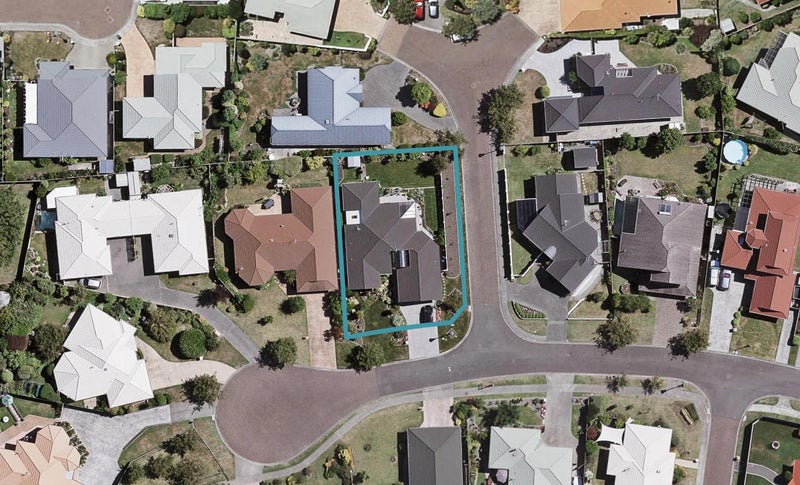 14 Knightsbridge Place, Taradale, Napier - Carousel 1