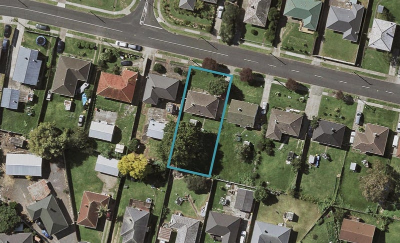41 Pearl Baker Drive, Otara, Auckland - Carousel 1