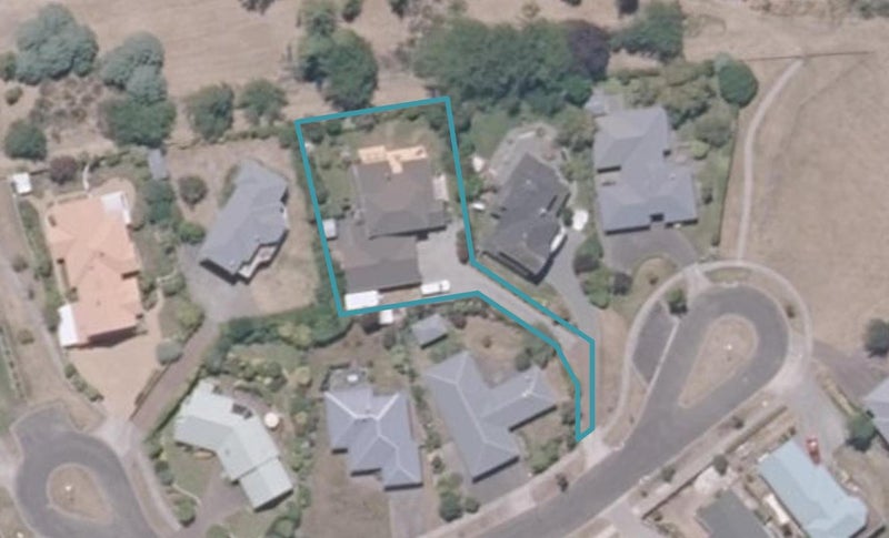 39 Kinder Street, Acacia Bay, Taupo - Carousel 1
