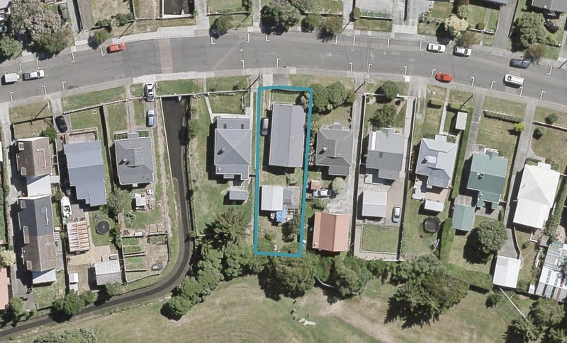 20 Elizabeth Street, Moera, Lower Hutt - Carousel 1