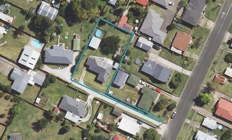 9 Albert Street, Te Hapara, Gisborne - Carousel 1