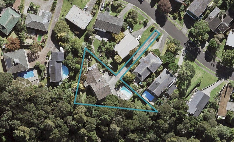 14 Gretel Place, Hillcrest, Auckland - Carousel 1