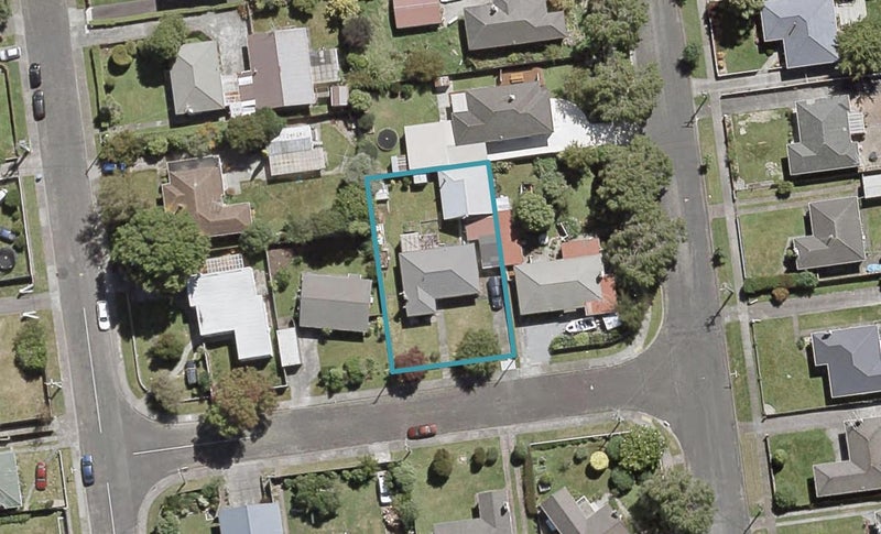 3 Purvis Street, Elderslea, Upper Hutt - Carousel 1