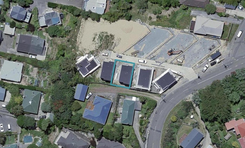 29C Glanmire Road, Newlands, Wellington - Carousel 1