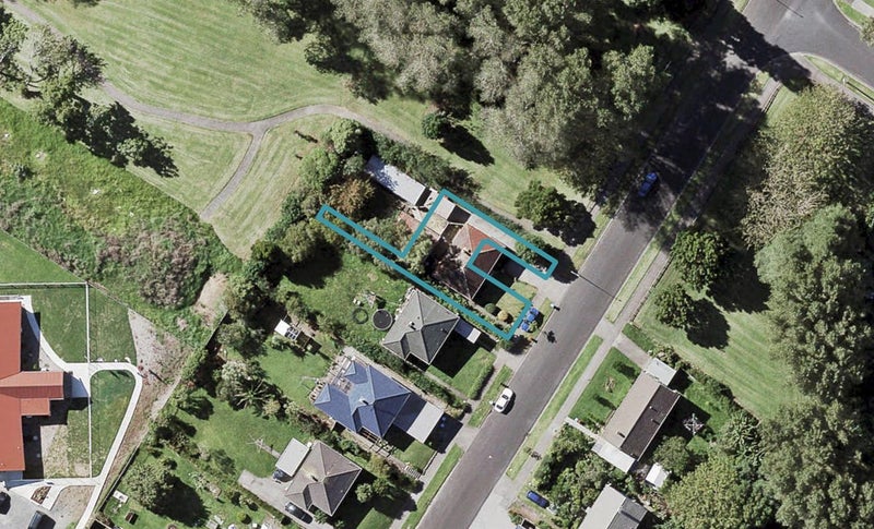 2/29 Paddington Street, Glen Innes, Auckland - Carousel 1