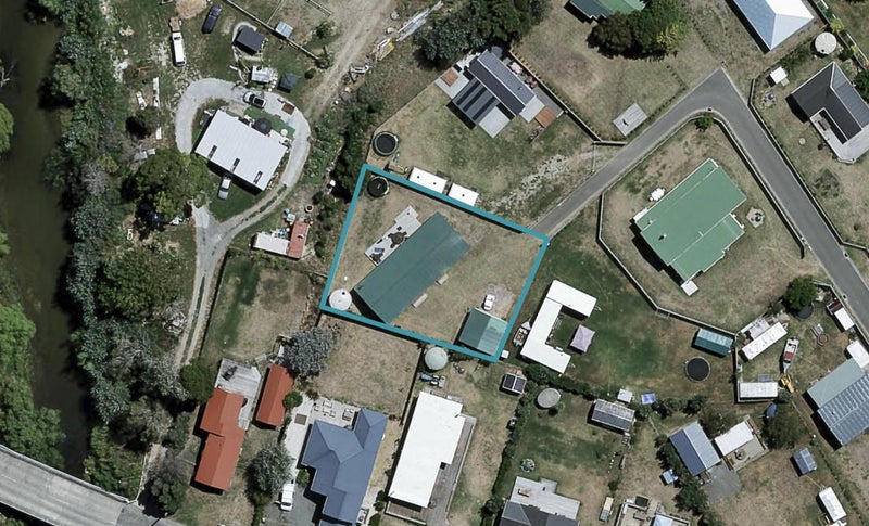 8A Airini Road, Waimarama, Waimārama - Carousel 1