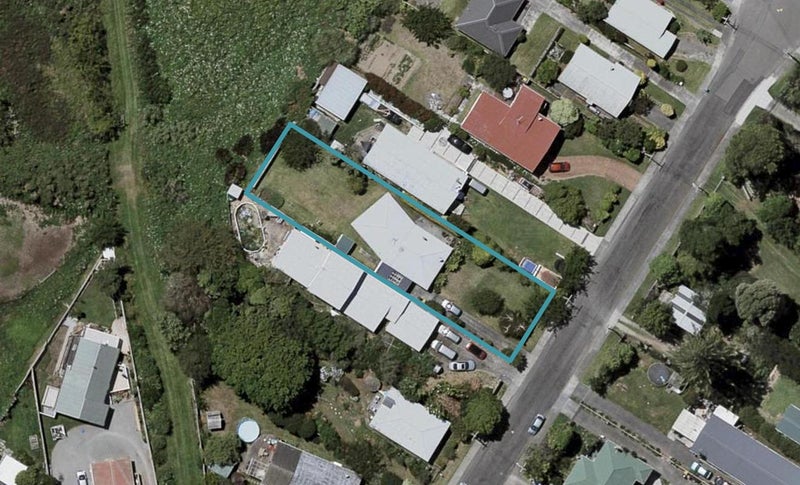 77 Kiwi Road, Raumati Beach, Paraparaumu - Carousel 1
