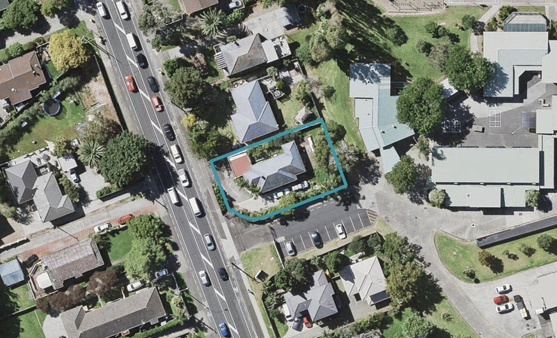 190 Lake Road, Belmont, Auckland - Carousel 1