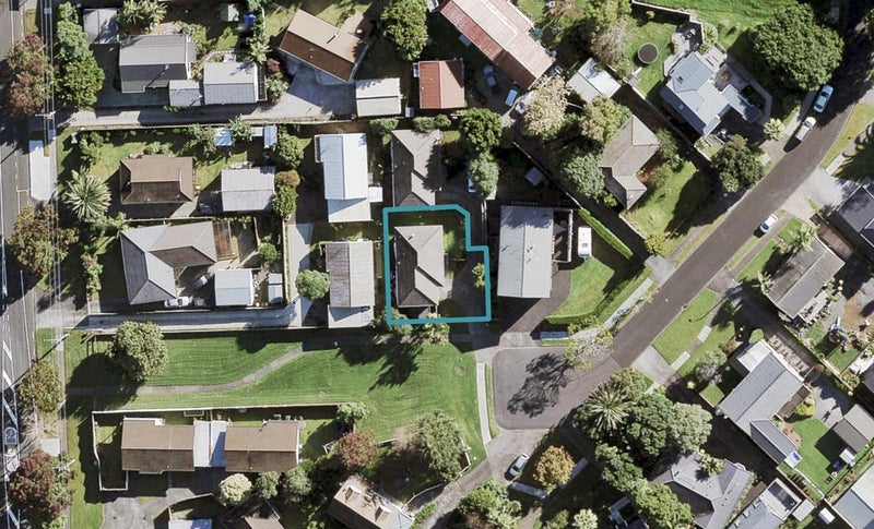 13 Bosun Place, Te Atatu Peninsula, Auckland - Carousel 1