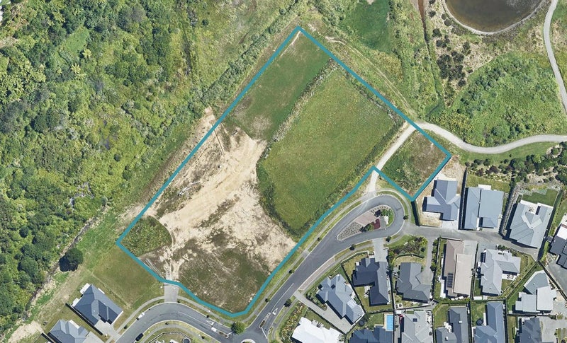 73 Glenpark Crescent, Bethlehem, Tauranga - Carousel 1