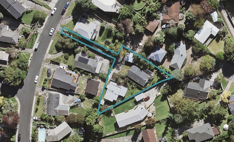 1/79 Mountbatten Avenue, Hillcrest, Auckland - Carousel 1
