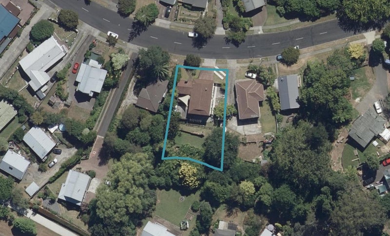 58 Pelorus Street, Glenview, Hamilton - Carousel 1