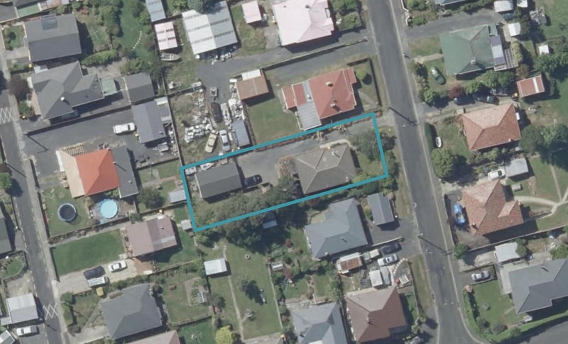 4 Teignmouth Street, Abbotsford, Dunedin - Carousel 1