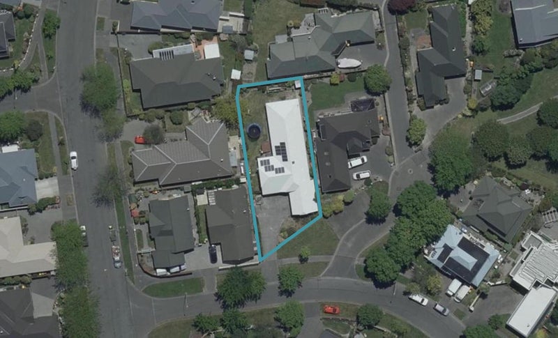 3 Brockhall Lane, Avonhead, Christchurch - Carousel 1