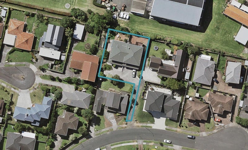 1/12 Steeple Rise, Pakuranga, Auckland - Carousel 1