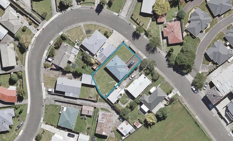 19 Mountbatten Grove, Clouston Park, Upper Hutt - Carousel 1