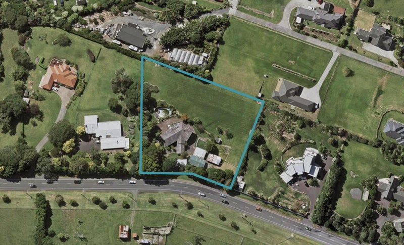 200 Redoubt Road, Flat Bush, Auckland - Carousel 1