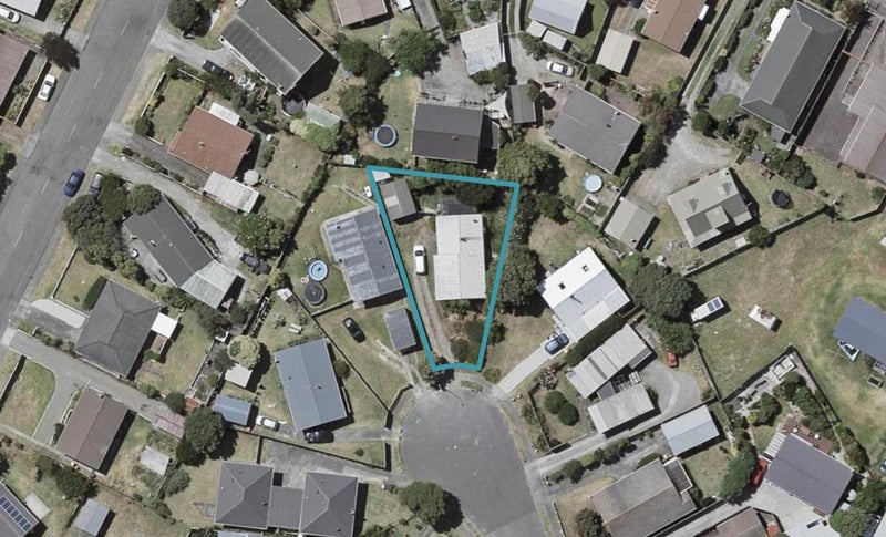 16 Simcox Street, Otaki Beach, Otaki - Carousel 1