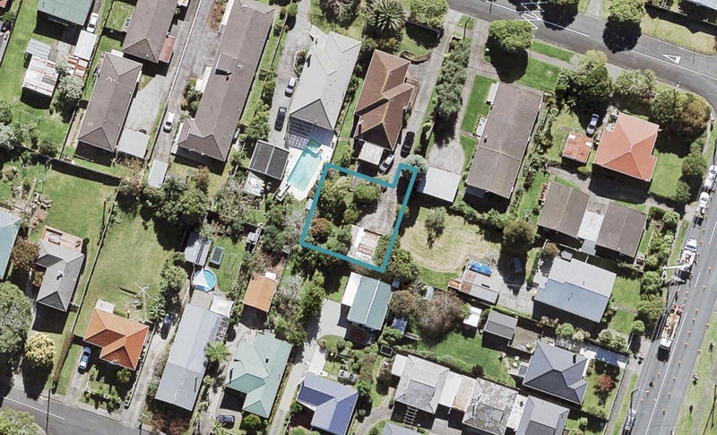 127B Gardner Avenue, New Lynn, Auckland - Carousel 1