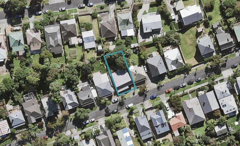 17 Third Avenue, Kingsland, Auckland - Carousel 1