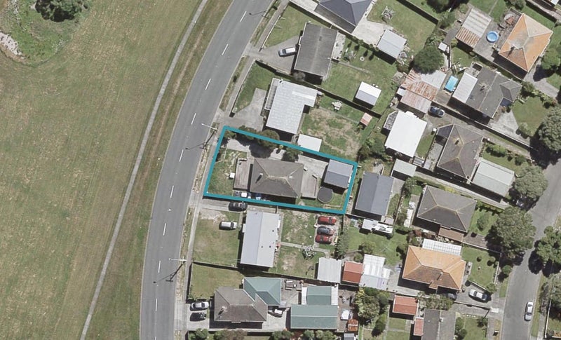 1158 Taita Drive, Taita, Lower Hutt - Carousel 1