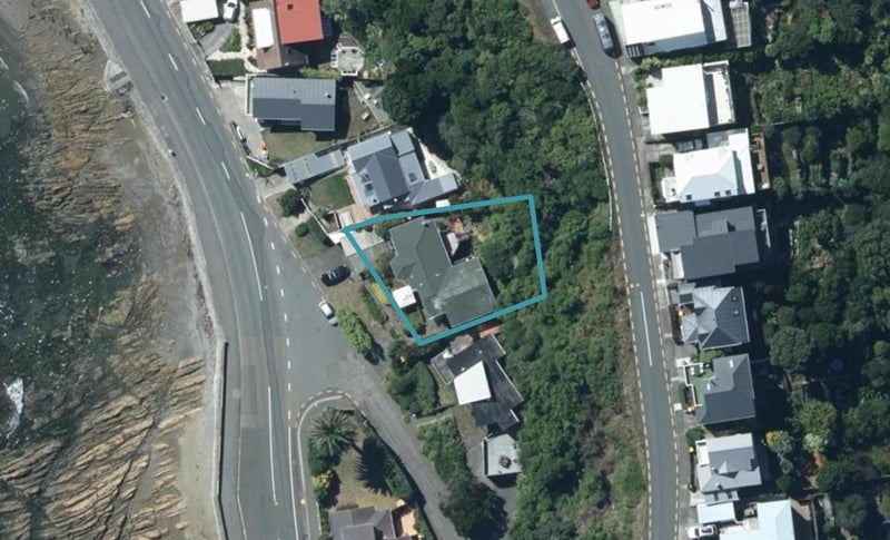 1 Moana Road, Plimmerton, Porirua - Carousel 1