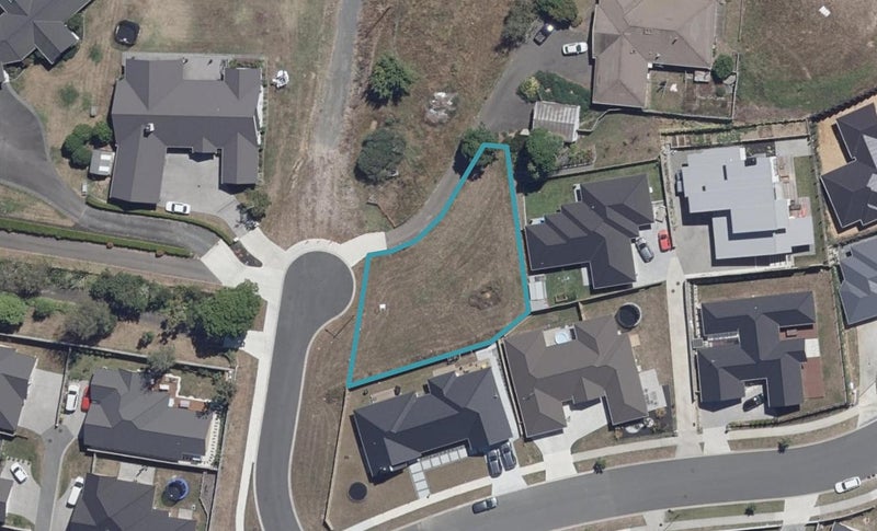 4 Crest Rise, Flagstaff, Hamilton - Carousel 1