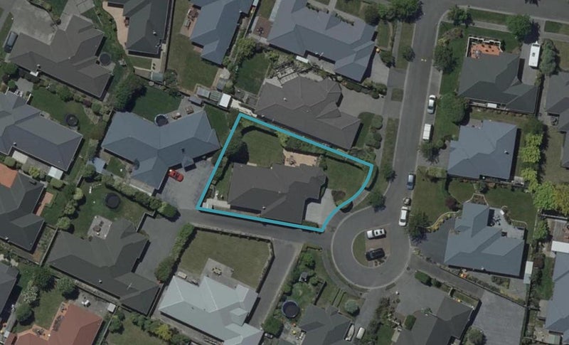 6 Antonia Place, Aidanfield, Christchurch - Carousel 1