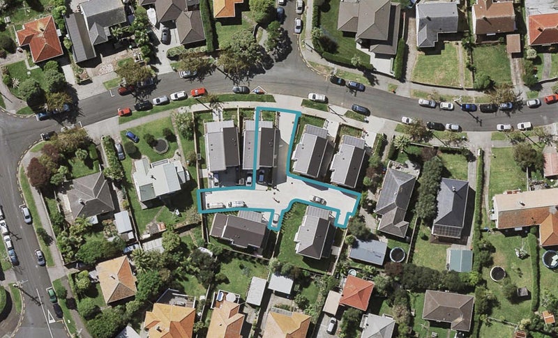 82A Tahapa Crescent, Meadowbank, Auckland - Carousel 1