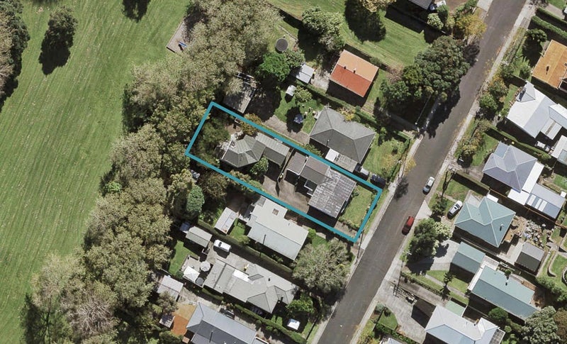 2/37 Sullivan Avenue, Māngere Bridge, Auckland - Carousel 1